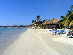 jamaica_beach_sandals_negril