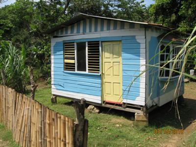 Pictures of houses in Jamaica -Submitted by visitors